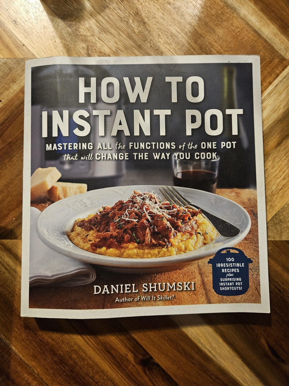 How to Instant Pot by - Cookbook (White/Cream Cover)